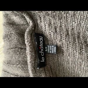 Le Chateau womens sweater